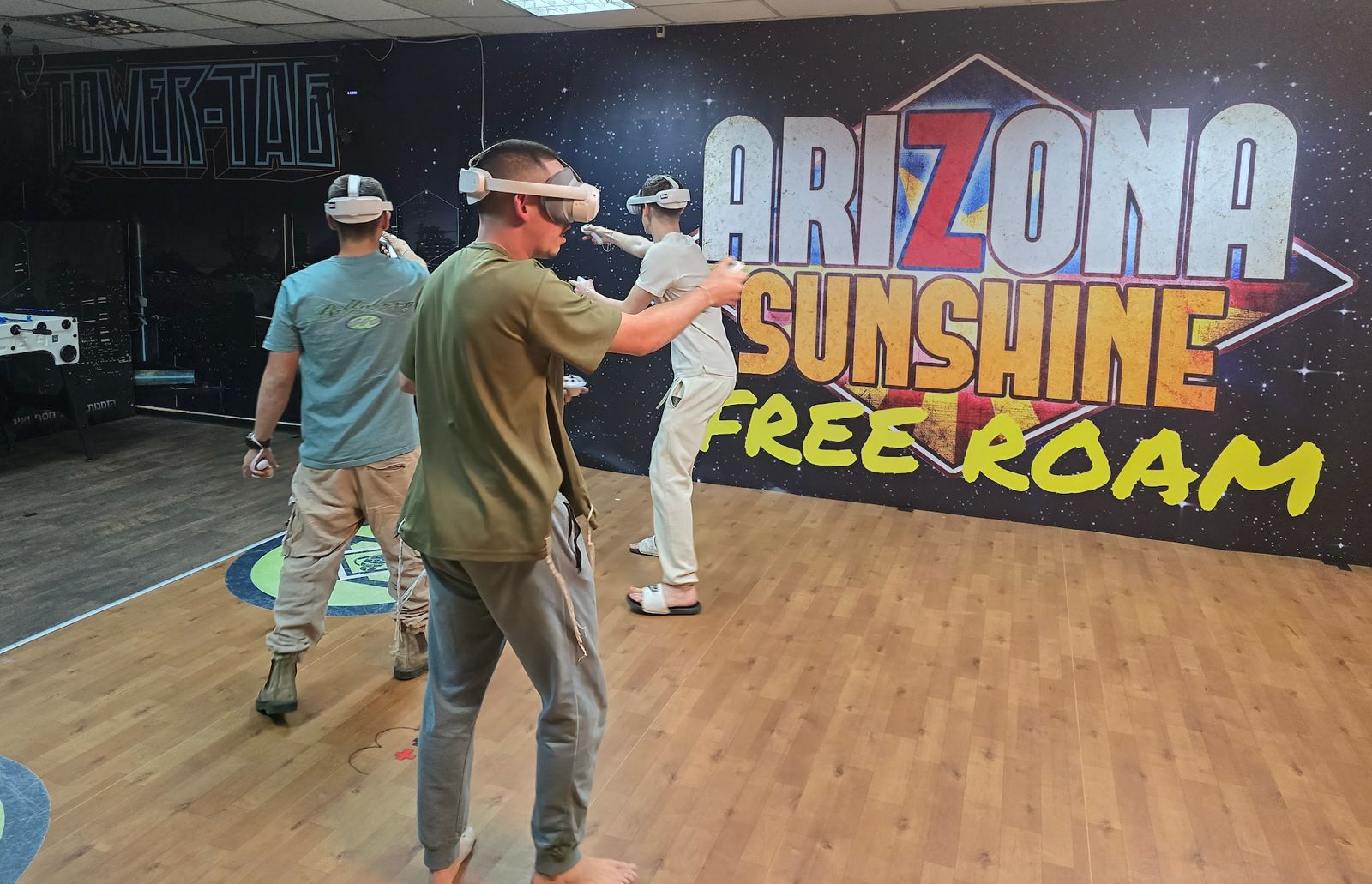 משחק VR לייזר טאג